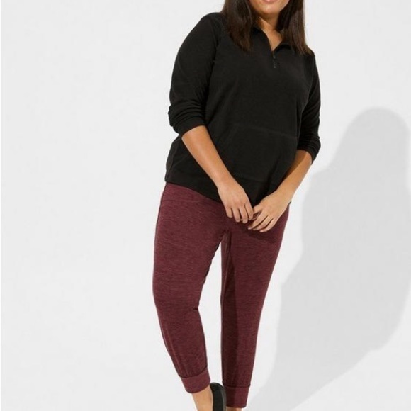 TORRID | HappyCamper SuperSoft Performance Micro Fleece Active Pullover | Size 1 - Picture 5 of 5